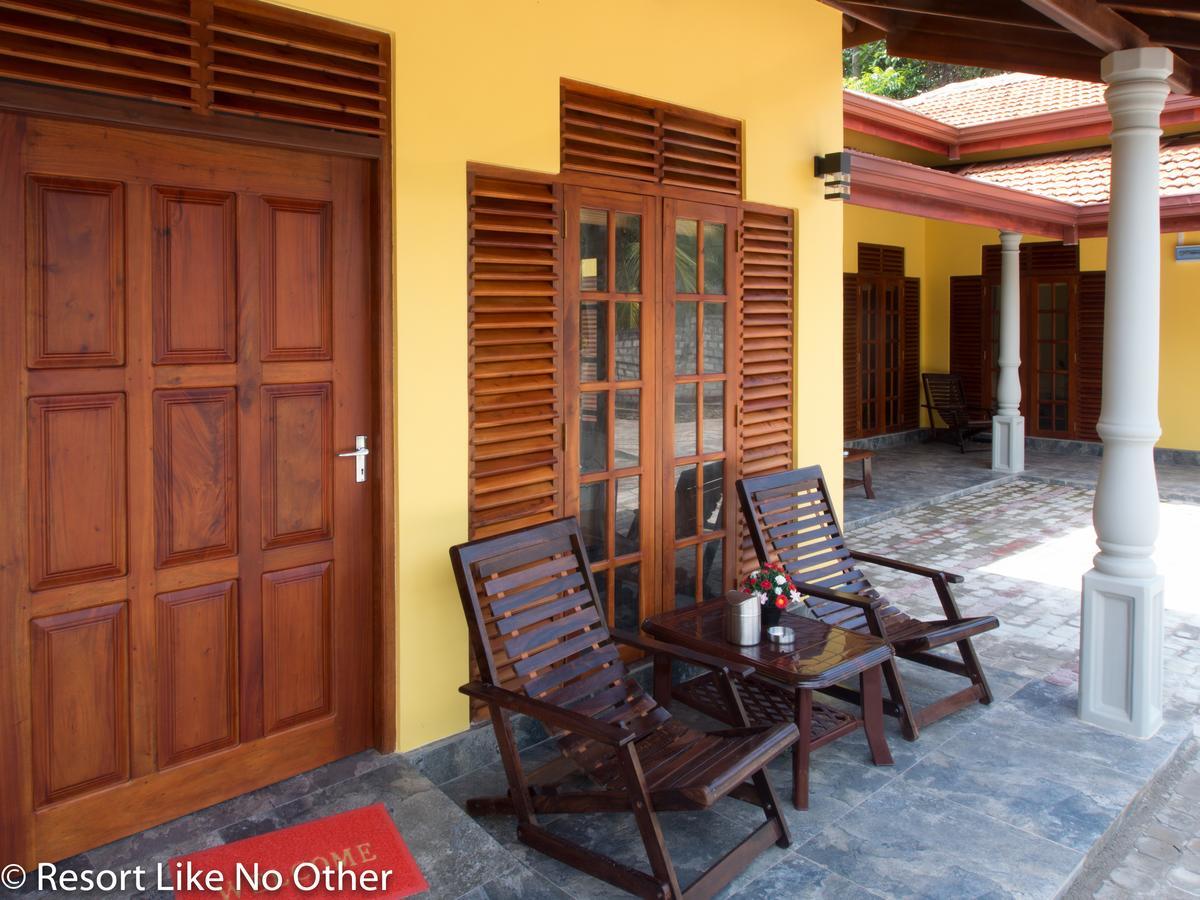 Resort Like No Other Uggalboda ภายนอก รูปภาพ