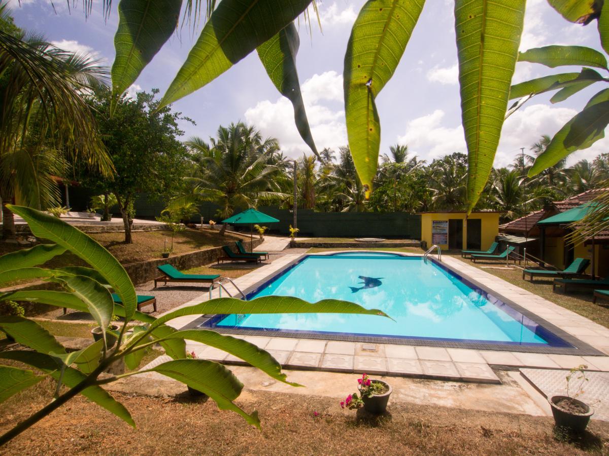 Resort Like No Other Uggalboda ภายนอก รูปภาพ
