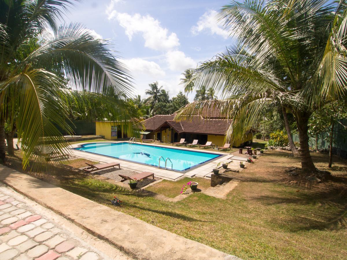 Resort Like No Other Uggalboda ภายนอก รูปภาพ